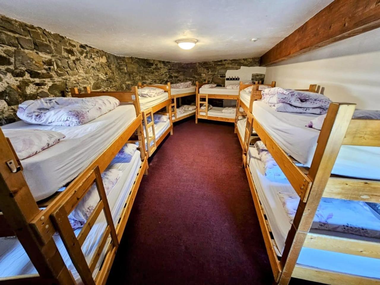 Old Mill Holiday Hostel Westport Eksteriør billede
